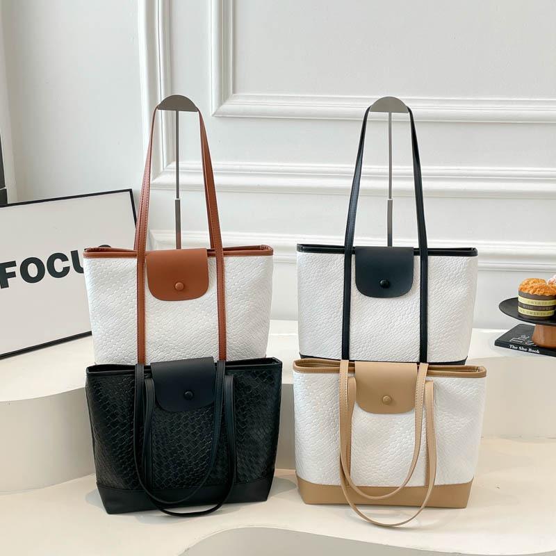 New Trendy Versatile Women's Bags, Fashion Bags, Largecapacity Shoulder Tote Bags.