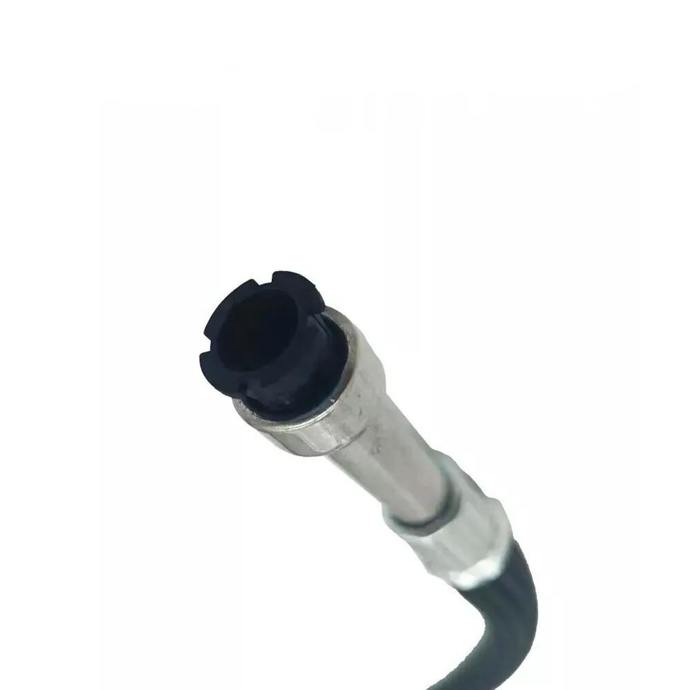 Fuel Hose For BMW 1 3 Series E82 E87 E88 E90 E91 Inlet To Fuel Rail 13537560586