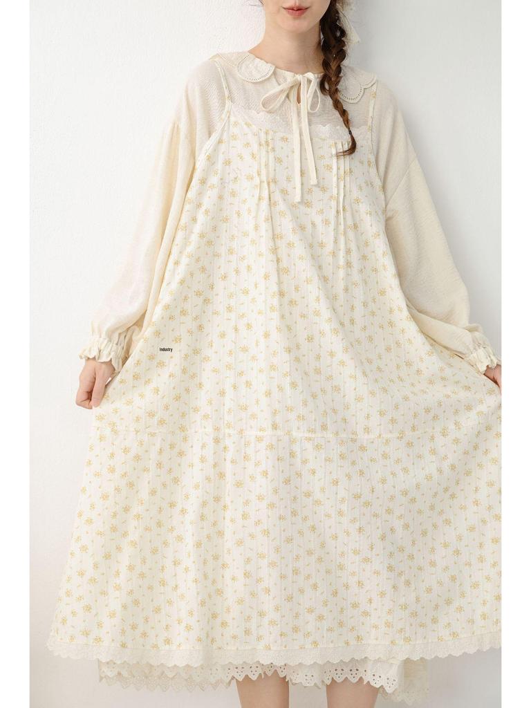 Spring/Summer 2026 Floral Print Spaghetti Strap Midi Dress - Sweet Mori Style with Lace Patchwork