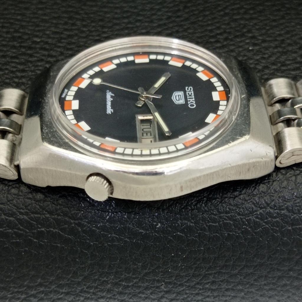 GENUINE VINTAGE SEIKO 5 AUTOMATIC JAPAN MENS BLACK COLOR DIAL WATCH a500766-5 R154-a500766