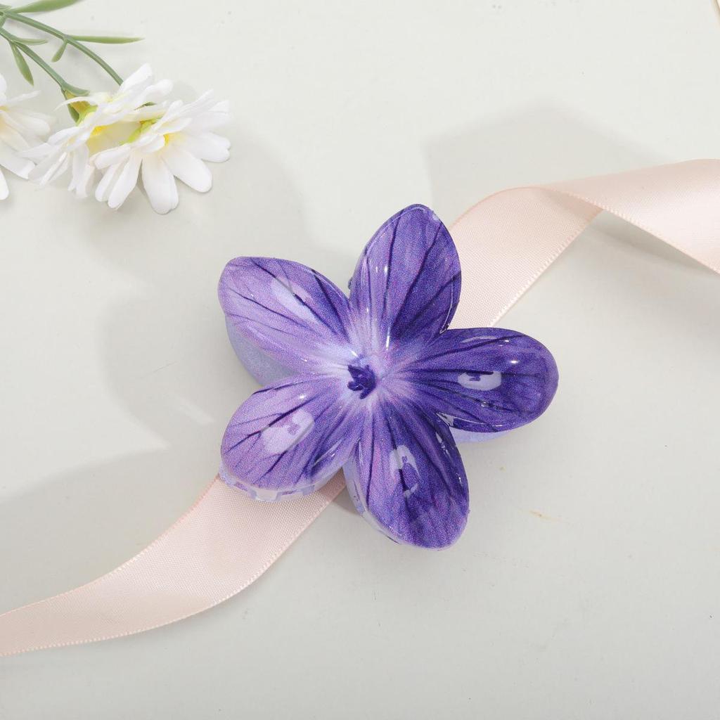 Retro Plumeria Flower Hair Clip for Girls - Cross-Border Sweet Accessory, Five-Petal Design, Perfect for Updos.