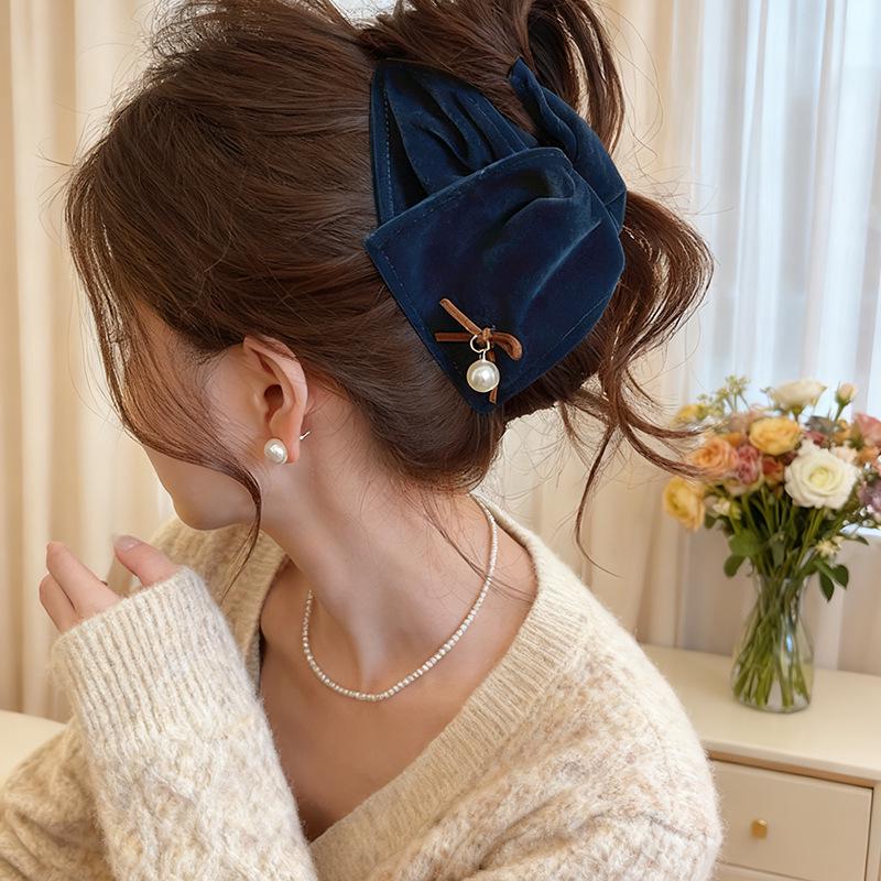 Korean Velvet Triangle Claw Clip, Pearl Bow Shark Clip, 2025 Large Hair Accessory for Women синий