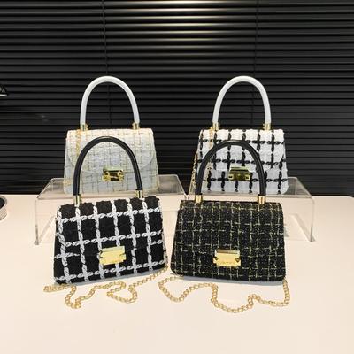 Beautiful Niche Design Bag Summer Personality Trend New Women's Bag Casual Crossbody Bag Simple Small Square Bag