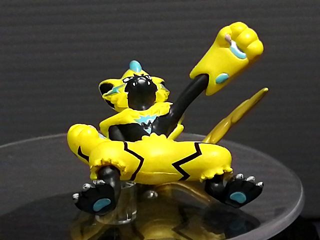Buy It Now Mint Condition MonColle Zeraora TOMY Monster Collection Nintendo Pokemon Figure 111 - -