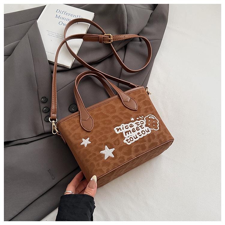 2025 Autumn/Winter Retro Leopard Print Women's Versatile Bucket Handbag - Simple Commute Crossbody & Shoulder Bag