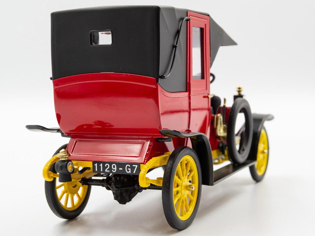 ICM ICM Renault Typ AG 1910 Taxi Plastikmodell 24030 1/24