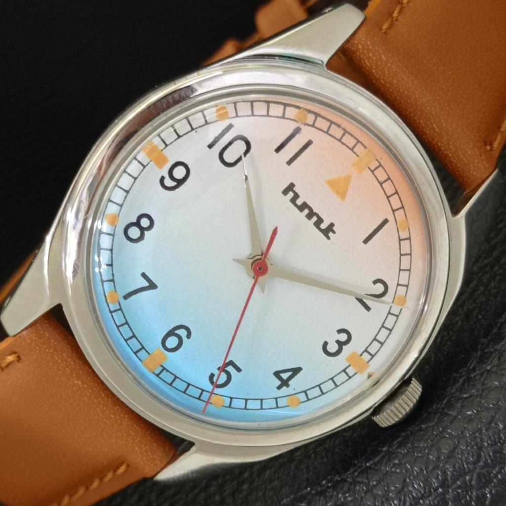 

VINTAGE HMT HAND-WINDING INDIAN MENS WRIST WATCH a702811-1 R211-a702811