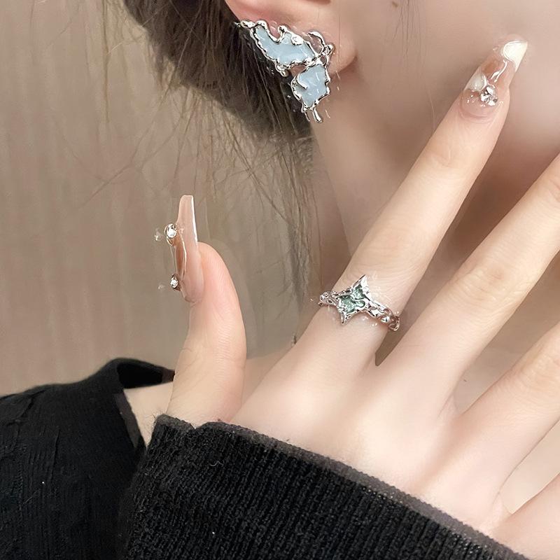 Niche Design Cold Wind High Sense French Star Irregular Opening Ring Personality Texture Women
