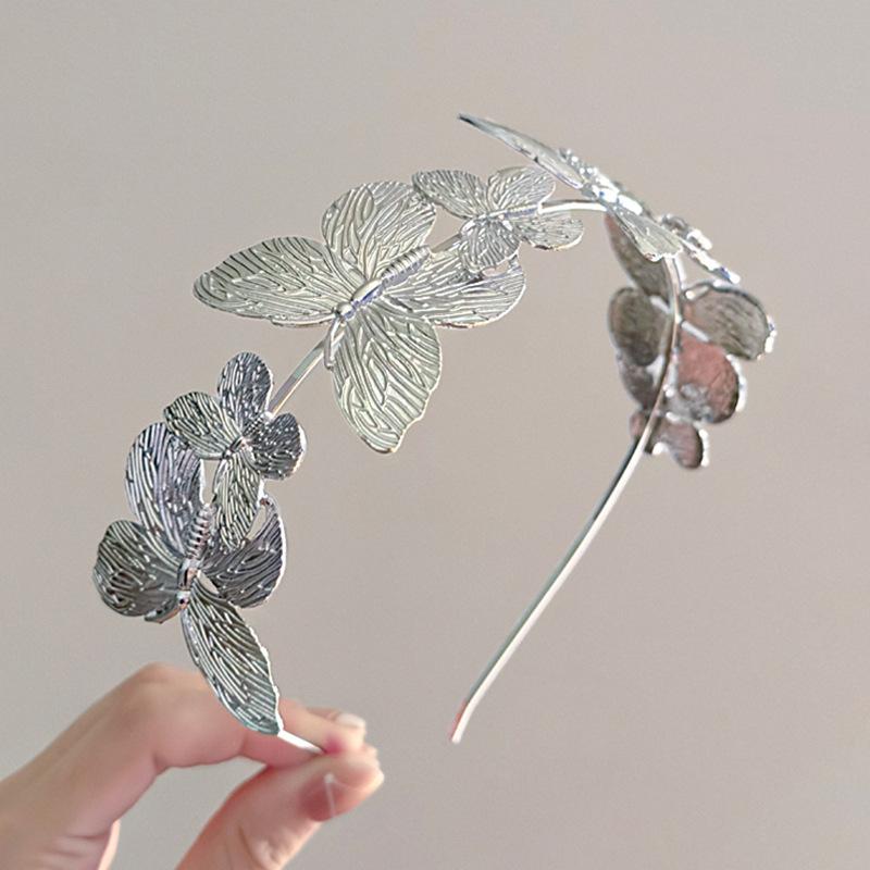 

European and American metal wind butterfly headband niche personality design sense headband exaggerated versatile commuter hair accessories