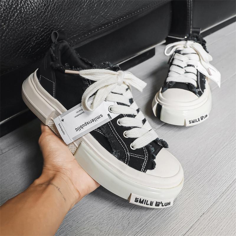 Fashion Men Sneakers Vulcanized Canvas Shoes Lace Up Personalized Design Skateboard Street Style Sports Shoes Casual Outdoor Sneakers 44
