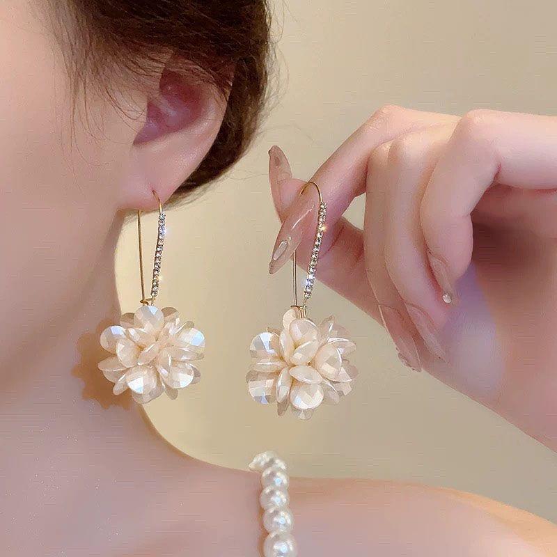 Korean Style Floral Dangle Earrings - Elegant, Chic & Versatile Statement Jewelry for Women