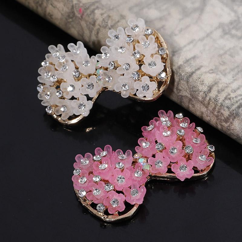 Engood 100Pcs Resin Cherry Flower Rhinestone Sewing Trim & Embellishments Craft Bow Buttons DIY Hair Accessories Case Decoration