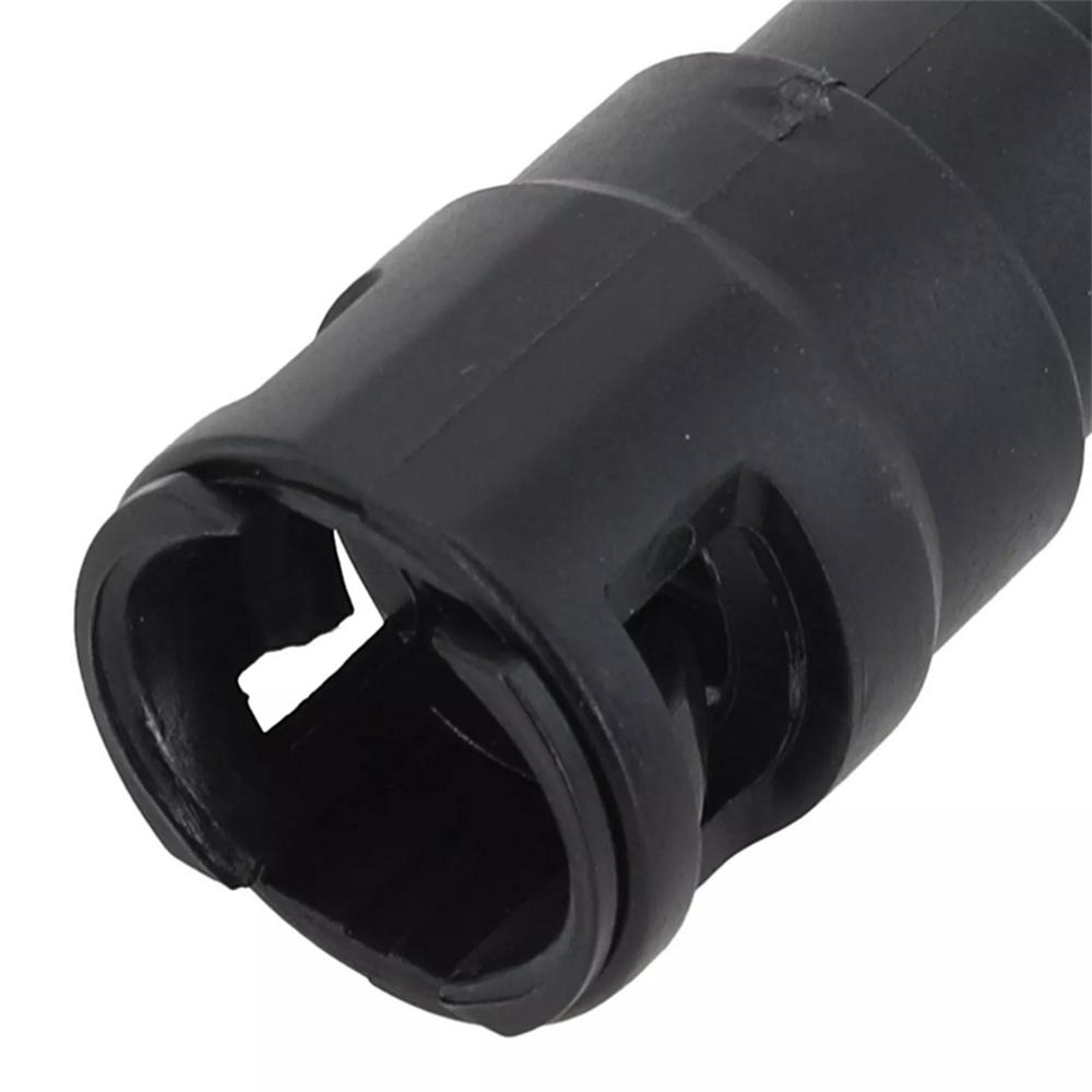 Cooler System Water Hose Connector for Mazda 323, 626, RX7