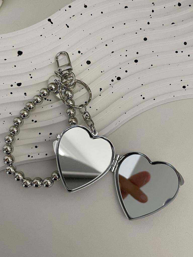 Metalowy Brelok do Kluczy w Kształcie Serca Lusterko Wisiorek do Telefonu Komórkowego Zapobiegający Zgubieniu Metalowy Y2k Lusterko Brelok Wisiorek do Słuchawek Aparatu