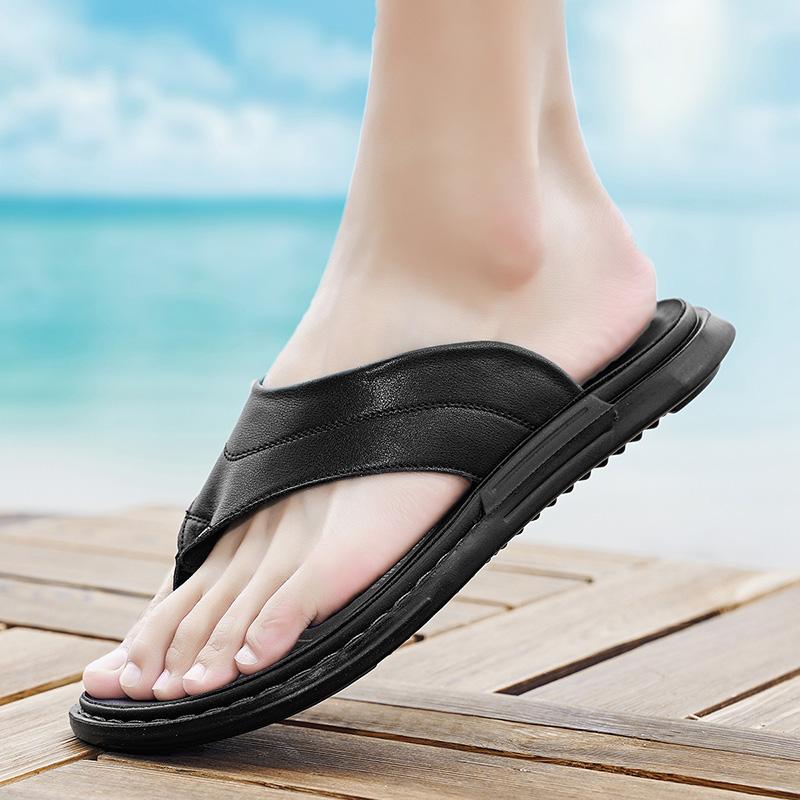 Fashion Flip-flops Summer Men Slippers Beach Sandals Comfortable Men Bathroom Slippers Fashion Hot Sell Footwear Home slippers