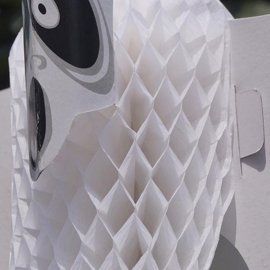 Halloween Ghost Decoration Hanging Honeycomb Tissue Paper Ghost Creepy Flying Ghost Ornament for Yard Patio Porch Tree Halloween Party Favors