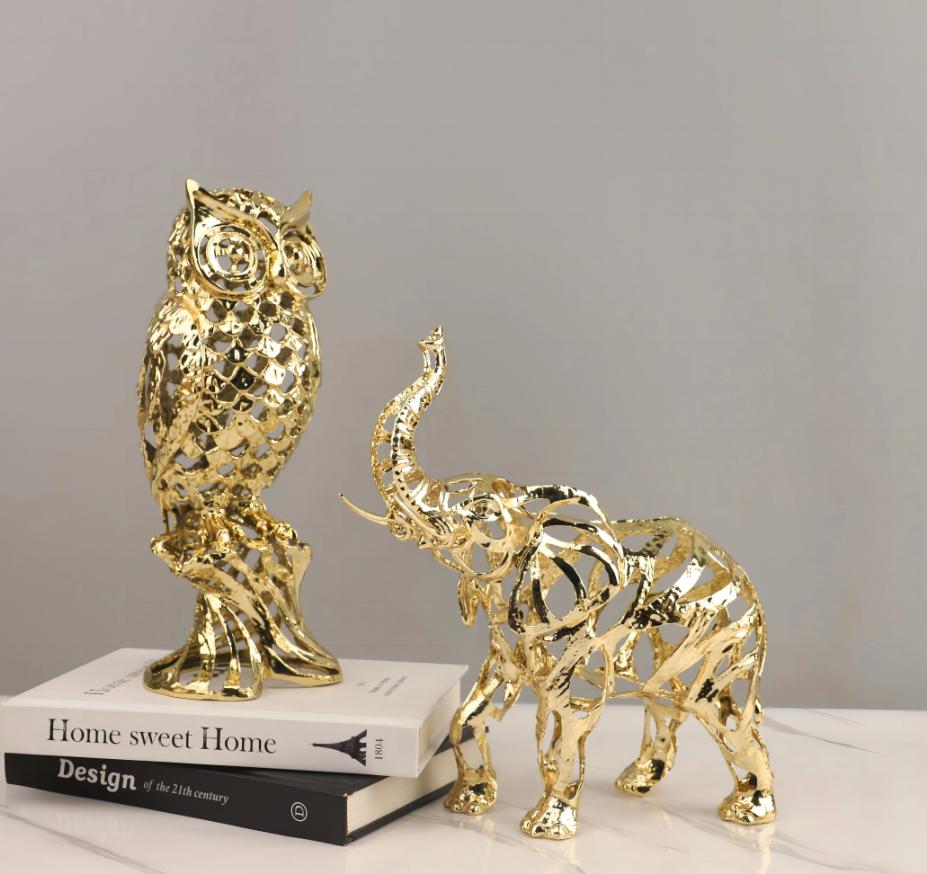 Abstract Gold Hollow Metal Horse Animal Sculpture Ornament Home Room Table Statue Decoration Fengshui Office Desk Figurine Craft