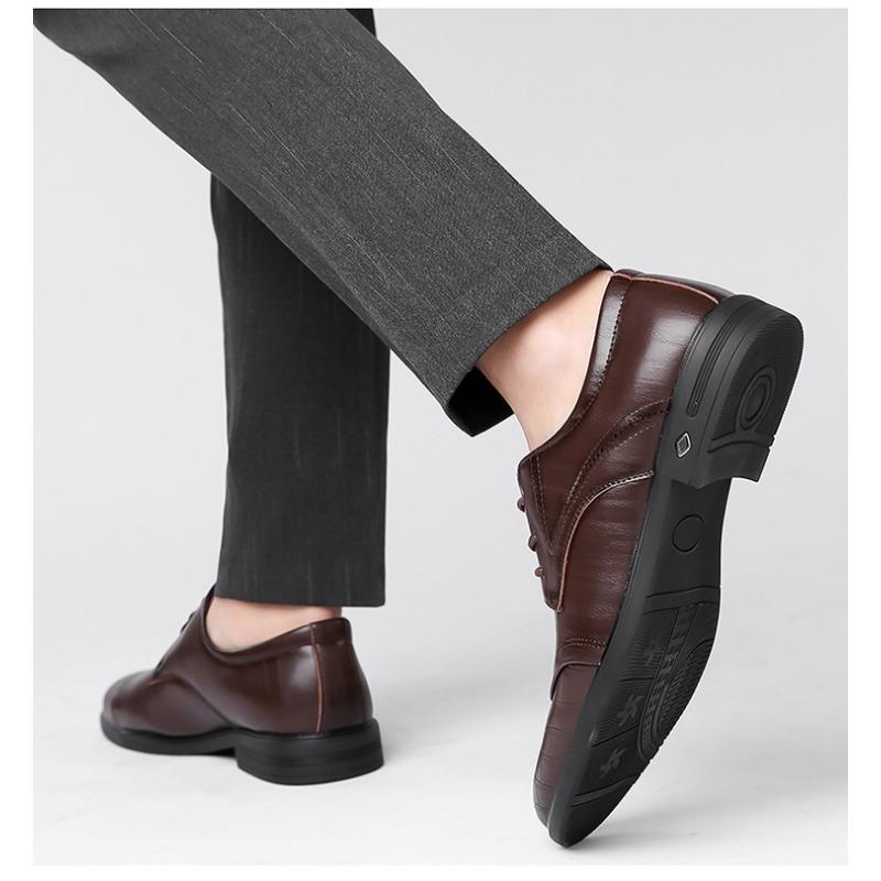 Mode Mode Britischer Stil Plateau Leder Hochzeitsschuhe für Herren Neuer Designer Weichsohlige Frühling Herbst Herren Kleiderschuhe