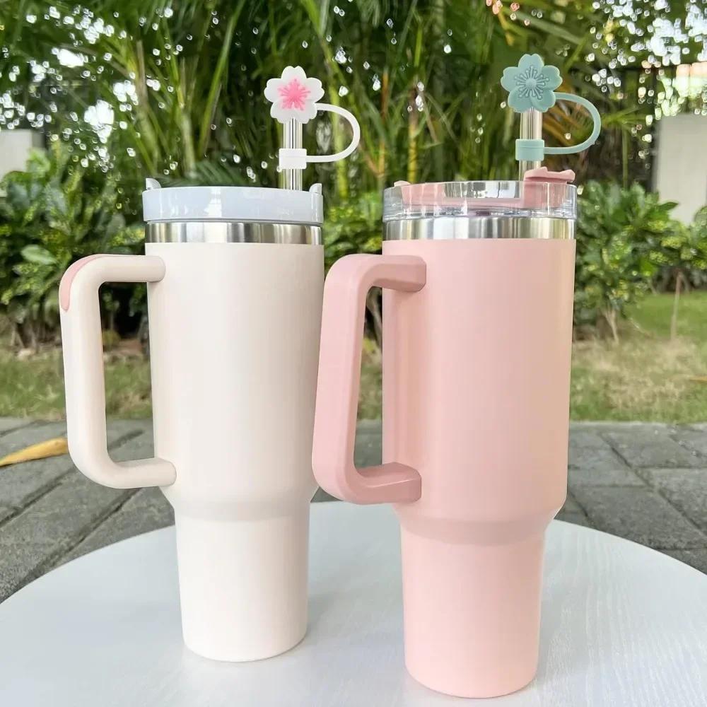 10mm/0.4in Blumenform Strohhalmabdeckung Kompatibel mit Stanley 30&40 Oz Becher Weiche Silikonblumen-Strohhalmabdeckung Strohhalmdeckel