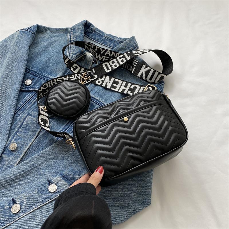 Trendy Shoulder Bag Stylish Crossbody Bag For Women Fashionable Winter Essentials чёрный