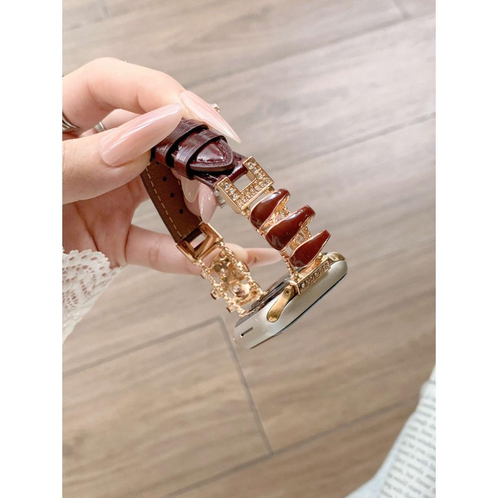 Women Metal Leather Watch Band for Apple Watch Series Ultra 11/10/9/8/7 SE Splice Leather Strap for 38 40/41/42/44/45/46/49mm Replacement Bracelet