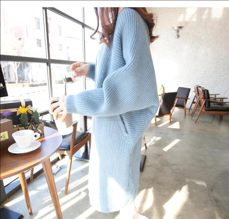 Women's Mid-Length Batwing Sleeve Knit Cardigan Shawl - Loose Fit, Plus Size, Korean Style for Autumn/Winter 2023