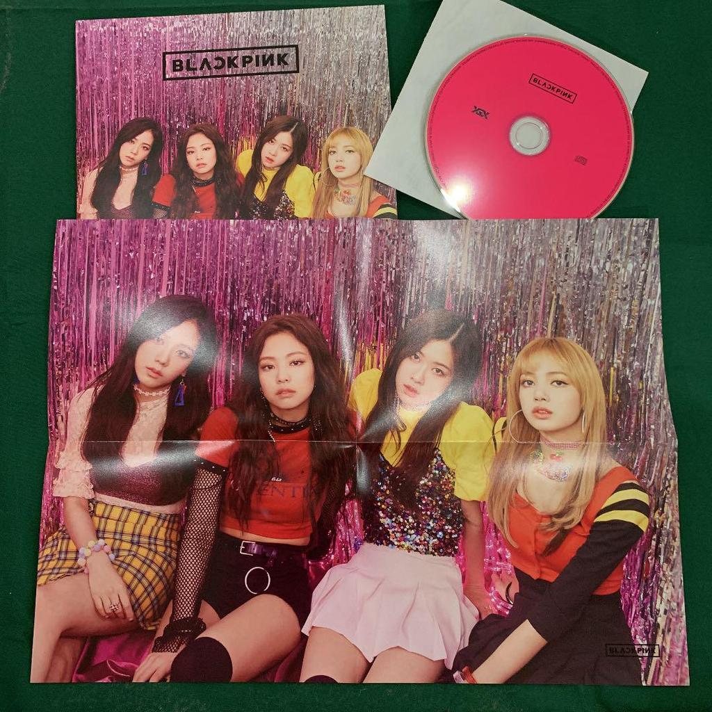 [USED] BLACKPINK mini album & gift card