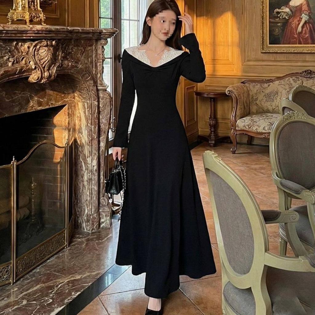 Women's Retro Cross Lace Patchwork V-Neck A-Line Dress - Autumn Winter Slim High-Waisted Design