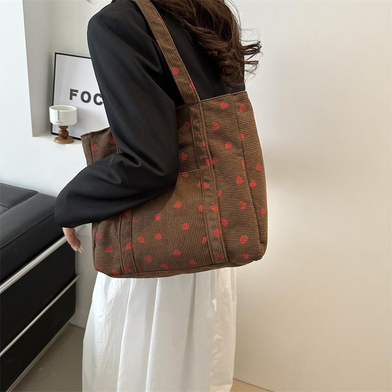 Trendy Street Canvas Tote Bag 2024 Spring New Large Capacity Minimalist Fashion Academy Style Handbag