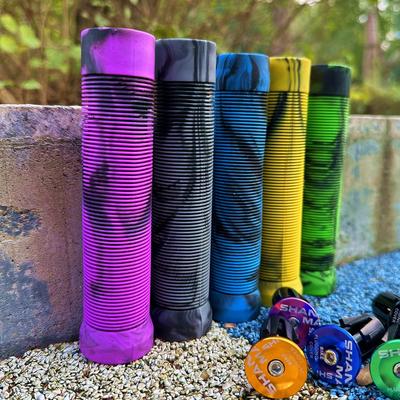 Universal Mixed Color Non-Slip Striped Rubber Bicycle Handlebar Grips for Mountain Bikes - Soft Cycling Accessories.