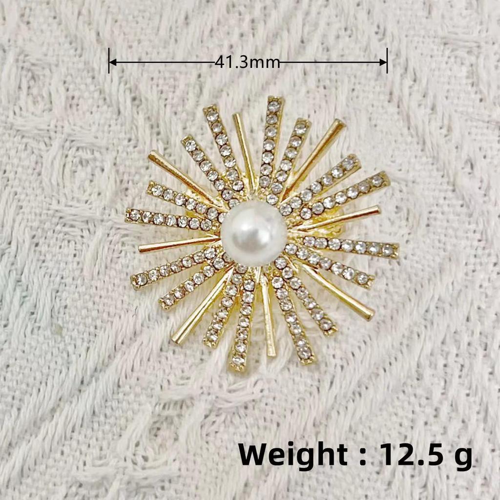 European & American Rhinestone Retro Gypsophila Eight-Pointed Star Brooch for Sweaters & Scarves