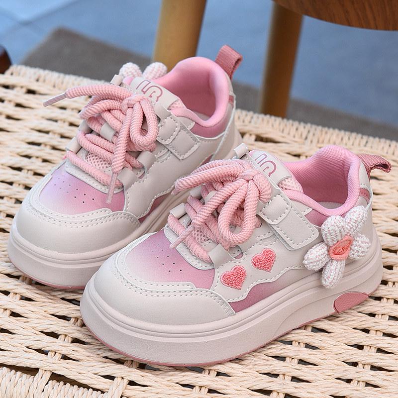 2026 Spring/Autumn Girls' Stylish Low-Top Skate Shoes – Cute, Soft Sole Casual Footwear for Little Girls
