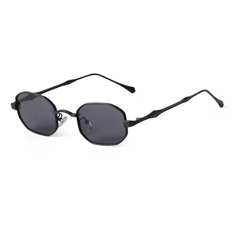

LAURINNY New Trendy Rectangle Sunglasses Brand Design Metal Small Frame Sun Glasses Women Men Square Shades Eyewear UV400 Female as picture