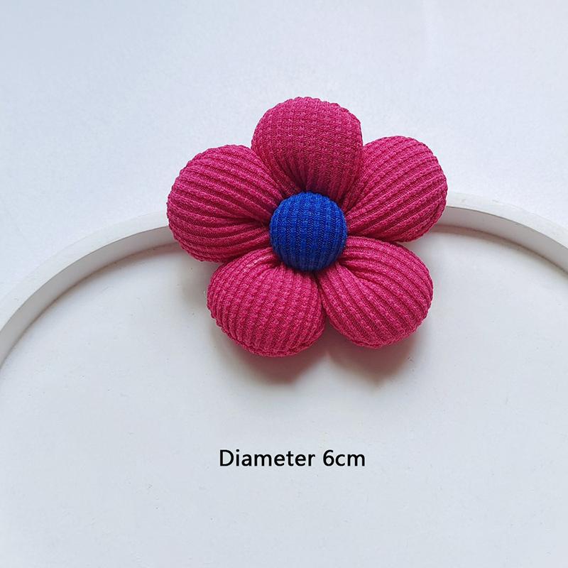 Cute Creative Knitted Cotton Filled Flower Brooch Badge Pins For Bag Backpacks Coat Brooch Decoration Accessories Couple Gift