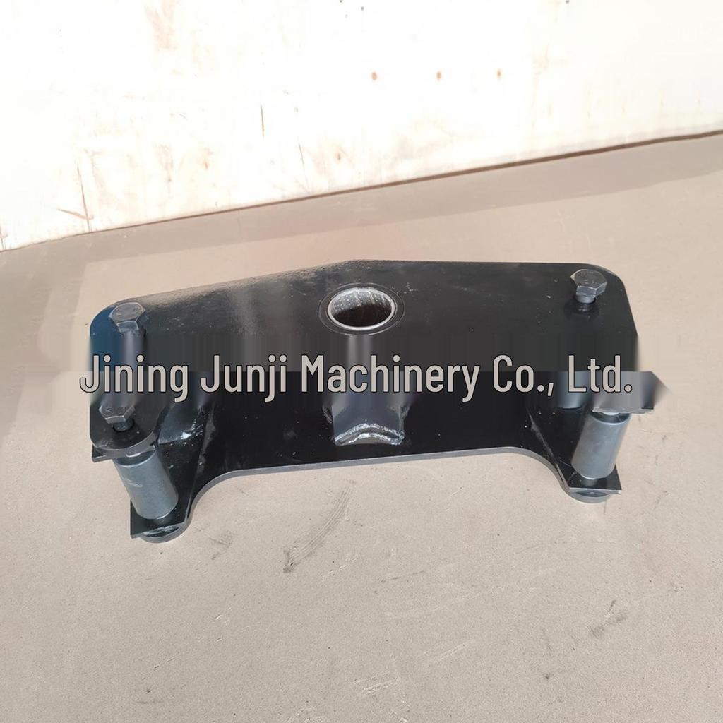 10mm Iron Sleeve Balance Beam with 4 Bolts for German Semi-Trailer Suspension Stabilizer Bar