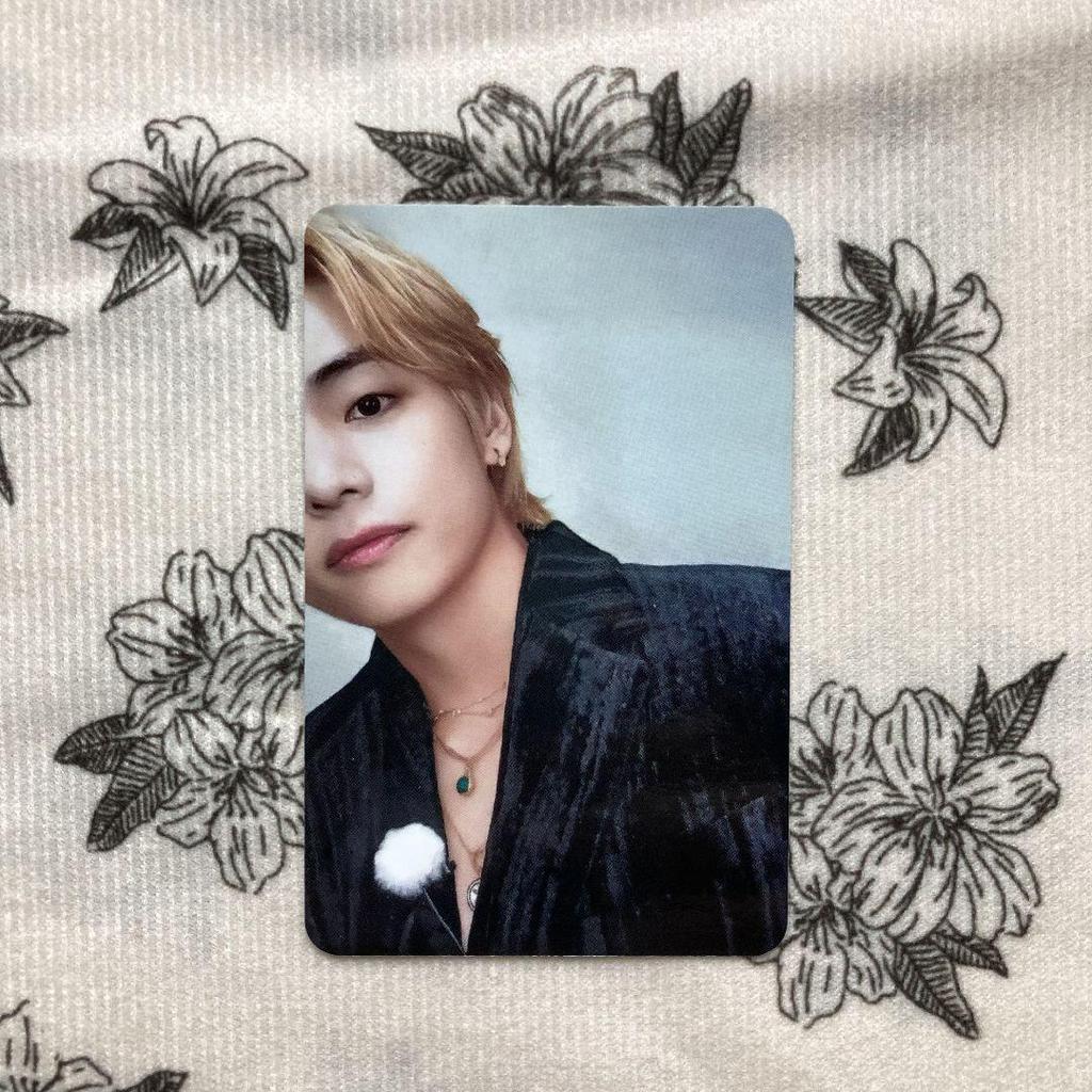 [USED] BTS Layover V Taehyung Trading Card