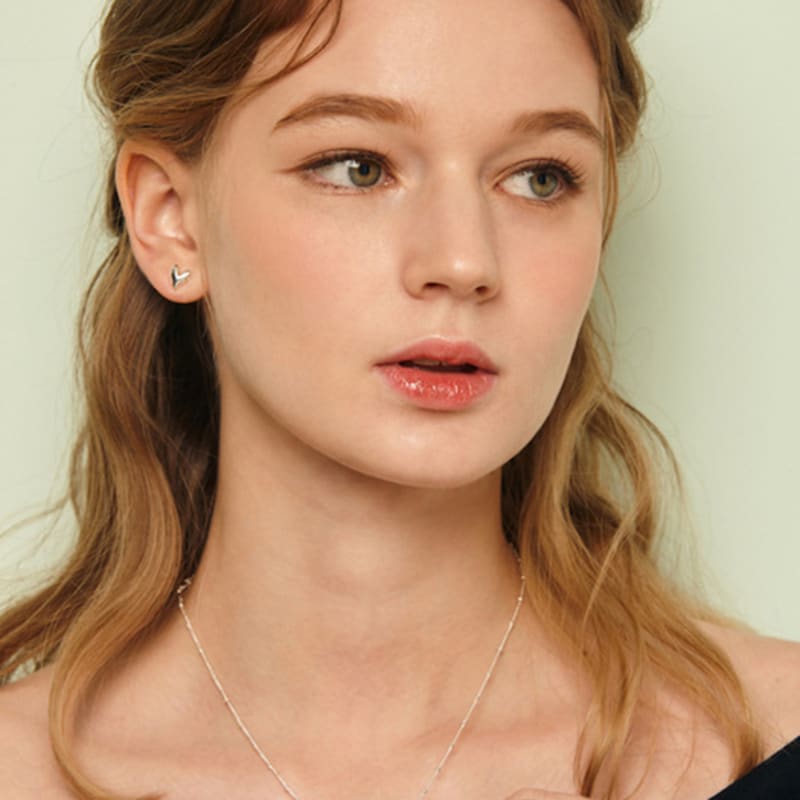 Murmur [925silver]Heart Craft Stud Earring