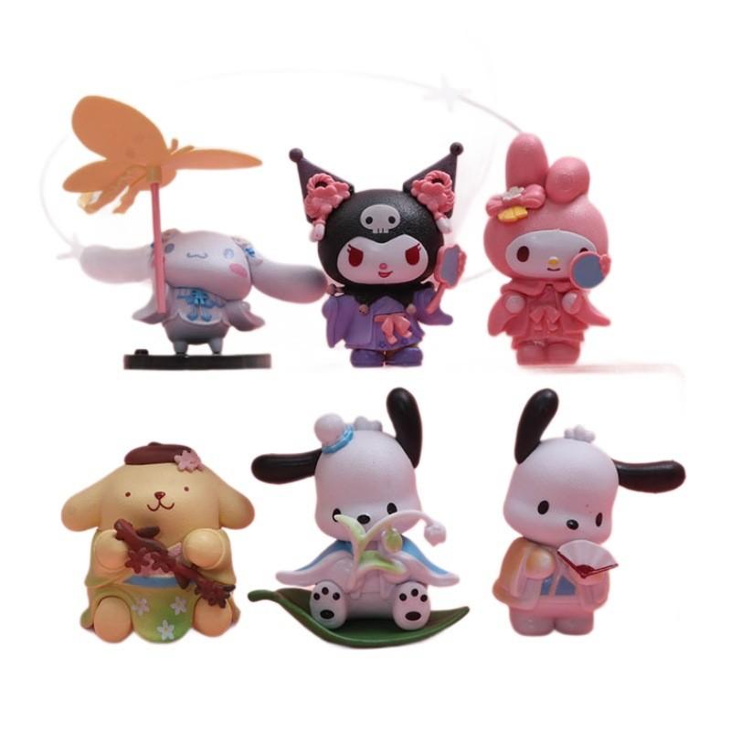 Entzückende Sanrio PVC-Figuren-Kollektion mit Melon Melody und Kuromi in bezaubernden floralen Designs