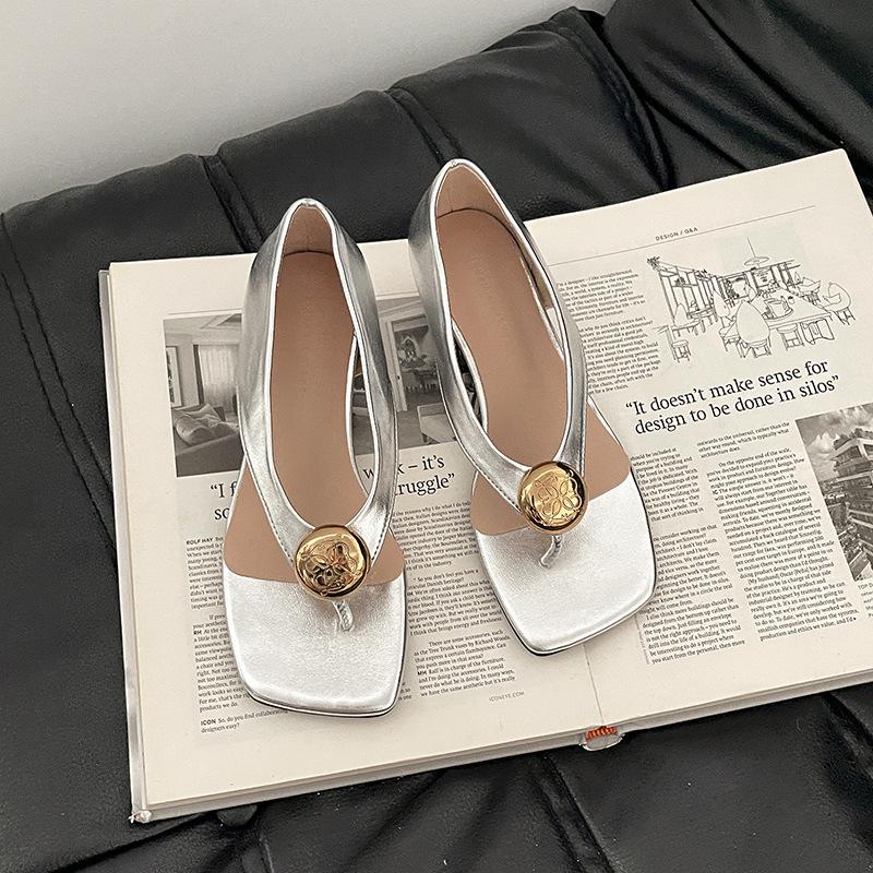 Niche Fashion Retro Herringbone Toe Cool Slippers Women's Summer New Design Sense Shallow Mouth Inner Height Increase Fashion Shoes