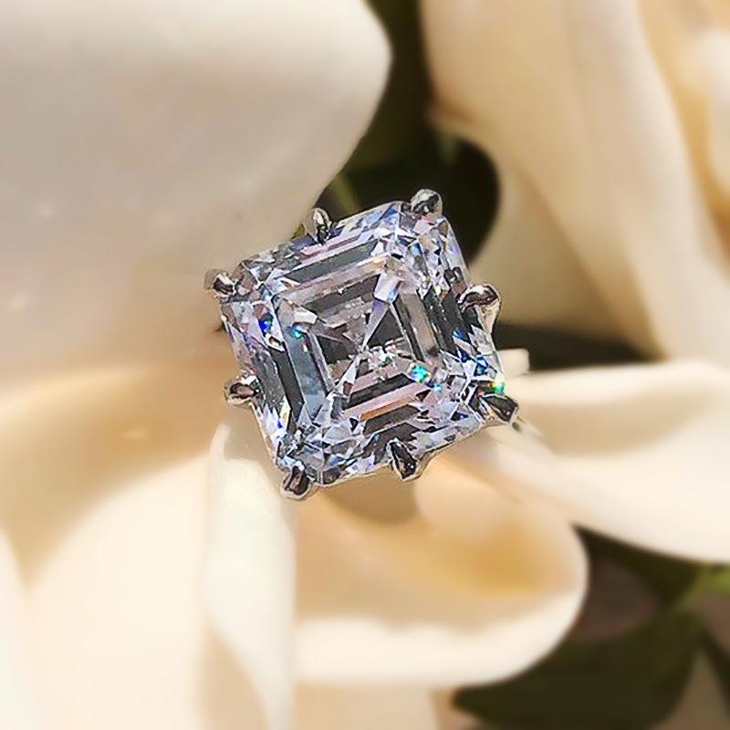 

New Sparkling Quadrilateral Geometric Design Ring Light Luxury Personalized Fashion Style Engagement and Wedding Accessories 9