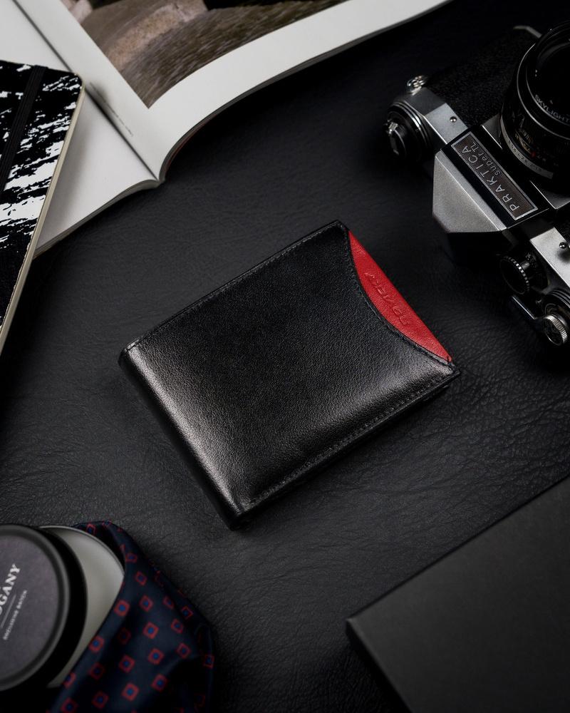 Men's wallet made of natural grain leather with a removable card holder - Rovicky