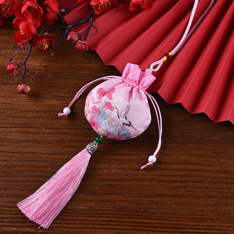 Ping An Cultural Scenic Amulet: Hanfu Style Sachet Pendant for Safety and Luck
