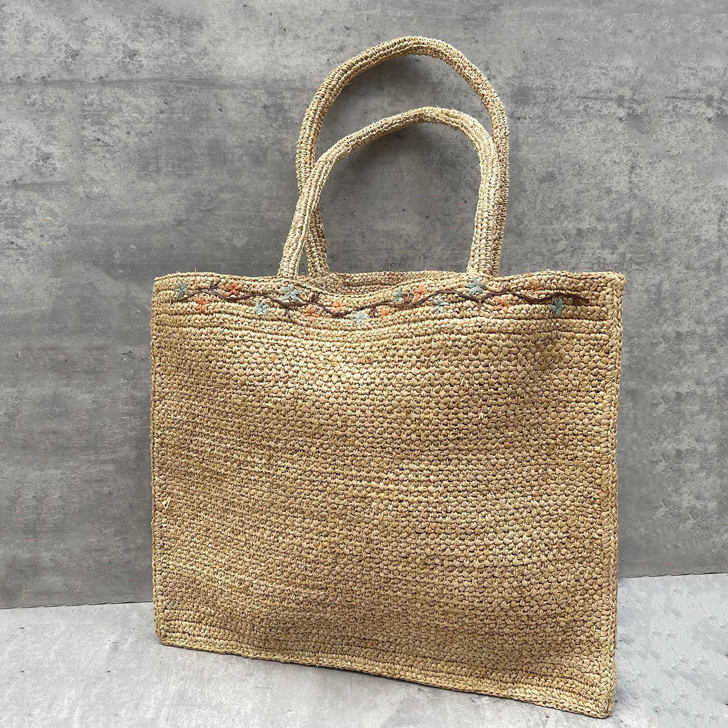 

Elegant Handmade Straw Bag - Natural Raffia, Chinese Style, Vine Flower Design, Large Capacity Fashion Handbag 39x33x9.5 cm