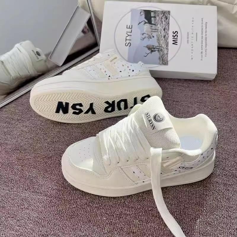 

Original niche platform bread shoes women s ins tide Korean version versatile casual board shoes 2025 spring new white shoes 35