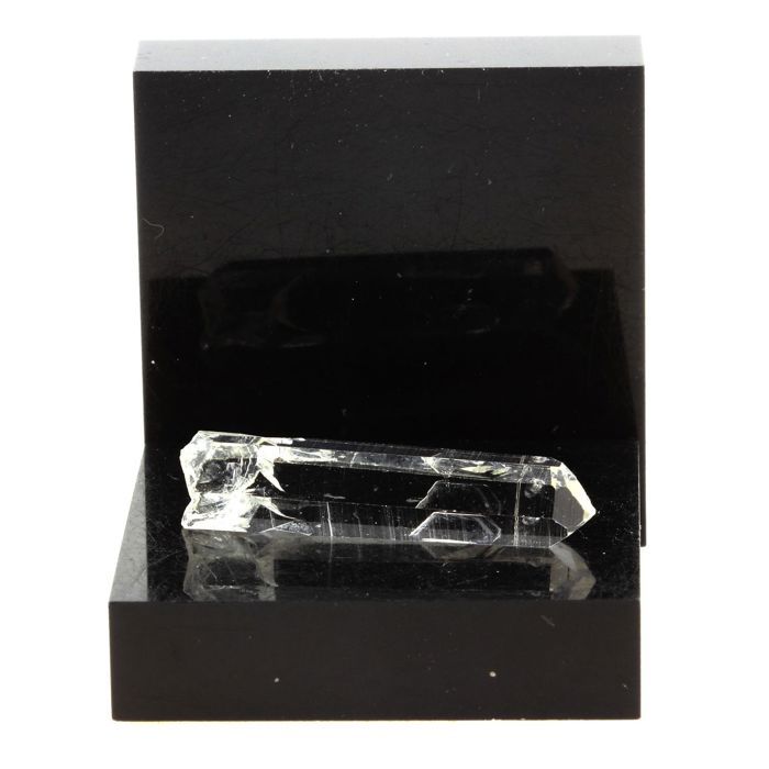 Pierres et Minéraux. Quartz. 11.28 ct. La Gardette Mine, Bourg d'Oisans, Isère, France.