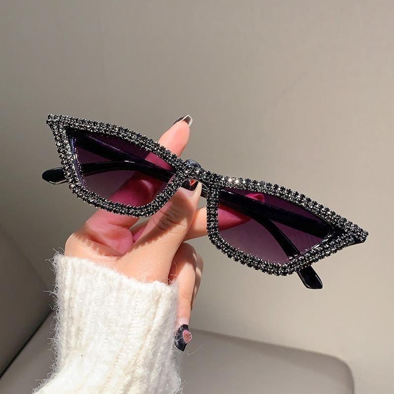 Fashion Cat Eye Rhinestone Bling Sunglasses Women Vintage Small Frame Ladies Gradient Sun Glasses UV400