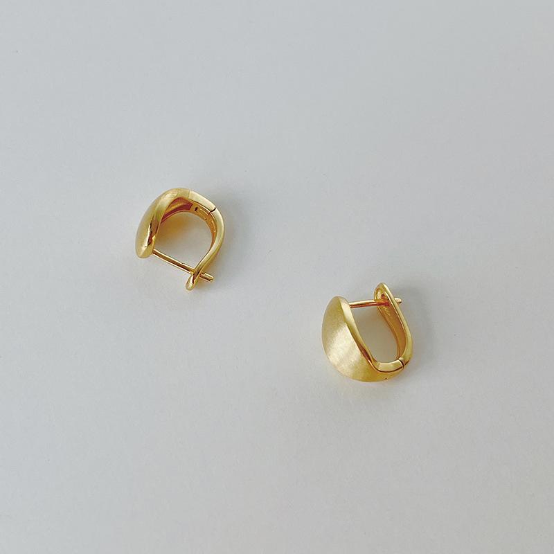 Earrings Heavy Industry Frosted Ear Buckles Exquisite Simple Niche Ins Design Premium Earrings Versatile Jewelry
