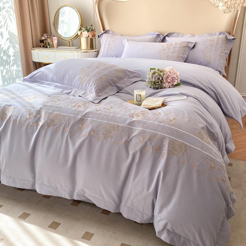 Luxury French Cotton Flannel Bedding Set: 4-Piece Thick Warm Duvet Cover & Fitted Sheet for Autumn/Winter.