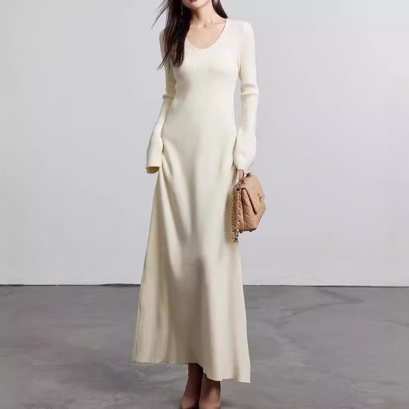 French Knitted Dress for Women In Autumn and Winter Slim Fit V-neck Sweater As A Base Dress