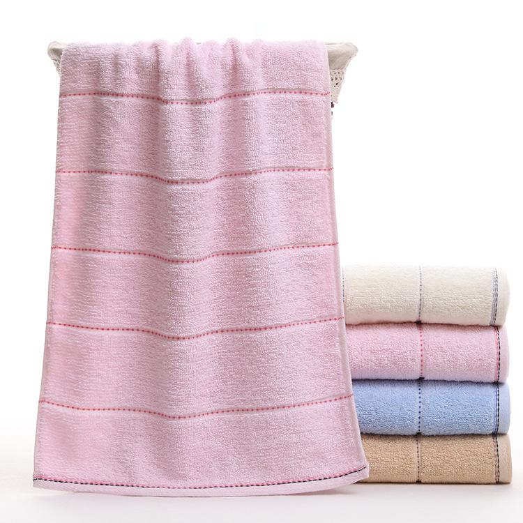Plaid Cotton-Polyester Hand Towel - Soft, Absorbent, Ideal for Home & Hotel Use
